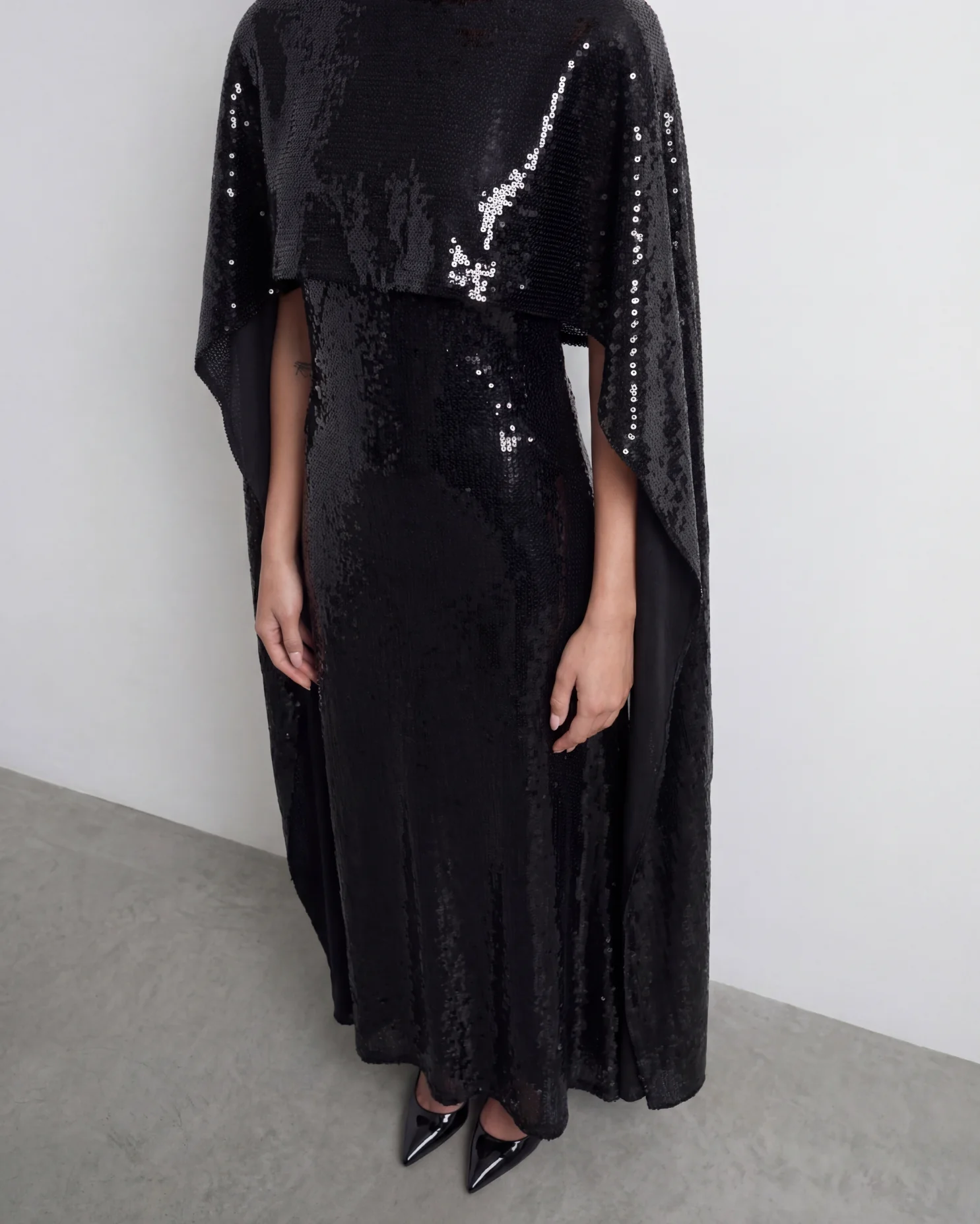 The Cascade Cape - Image 4