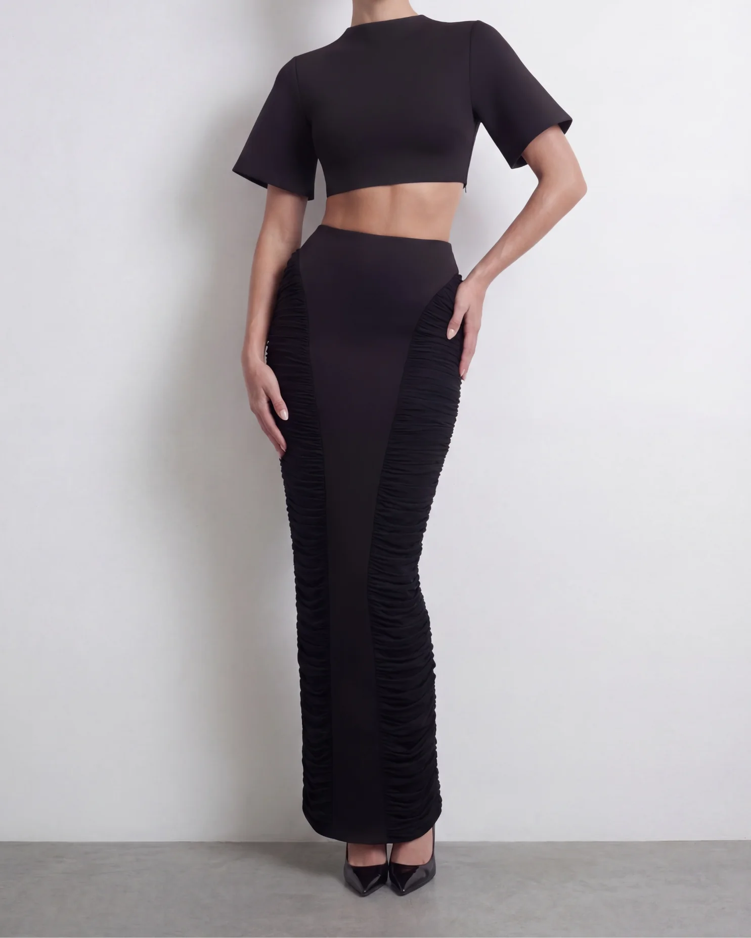 The Sculpt Cropped Tee - Image 3