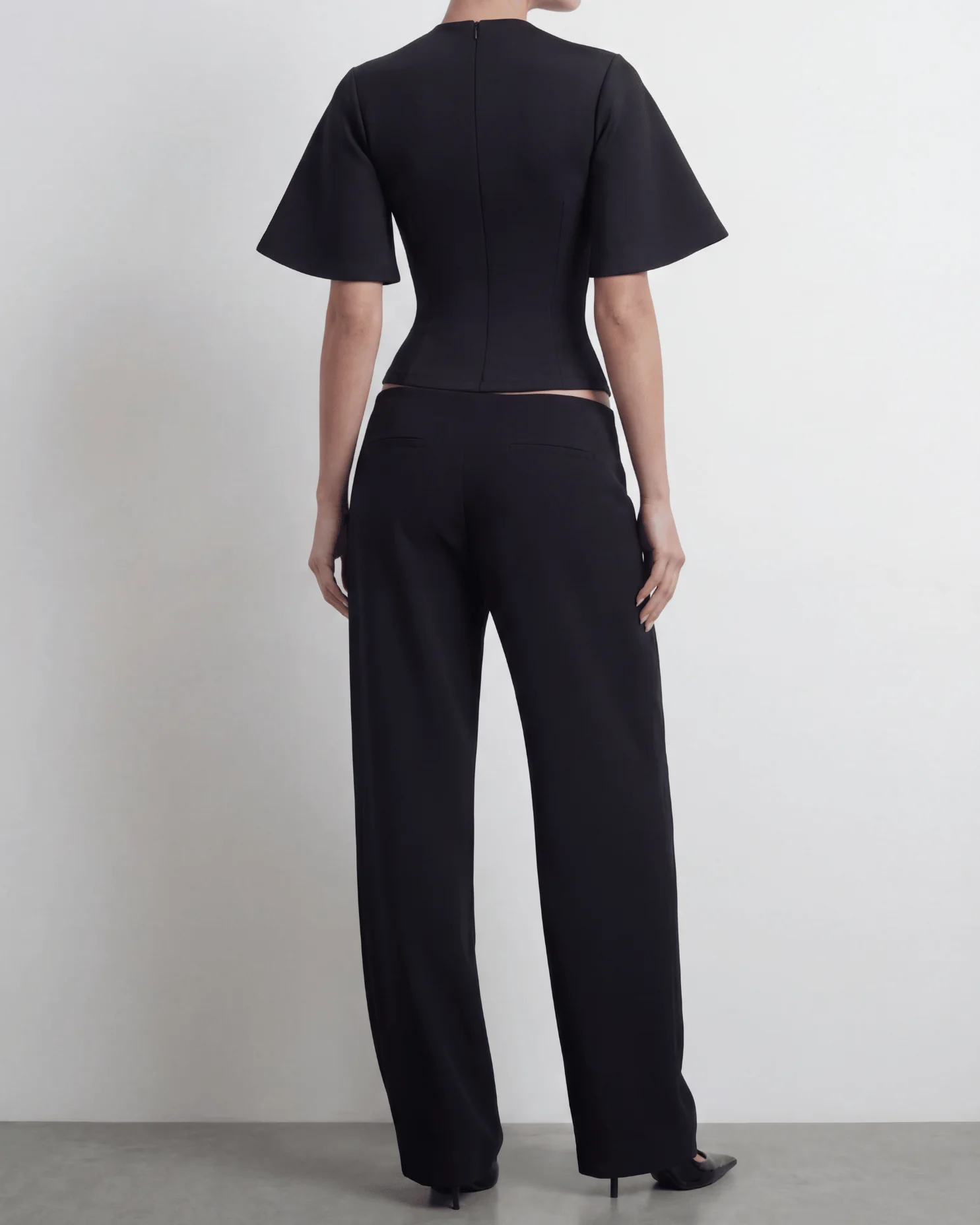 The Sculpt Tee - Image 7